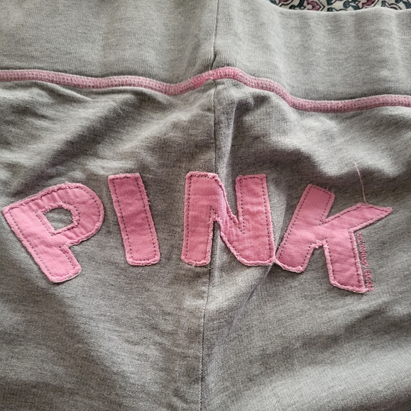 Vs pink vintage crop sweatpants, size medium. - Picture 3 of 14
